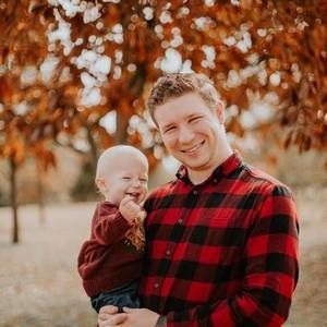 Meet your Posher, Dustin